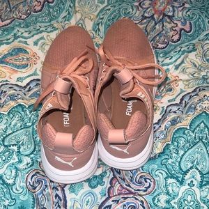 Pumas Pink
